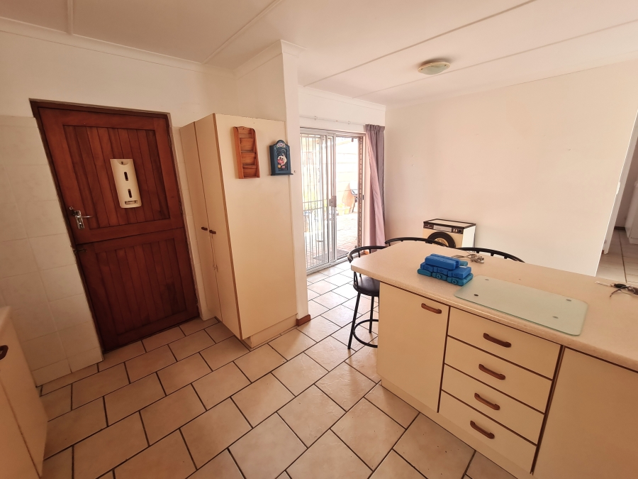 2 Bedroom Property for Sale in Jeffreys Bay Central Eastern Cape